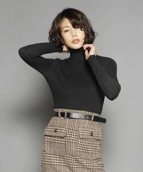 SY3（エスワイスリー）の「＜2018年春夏素材で再入荷！＞★インナーにもトップスにも使えるフィットするサイジング♪タートルネックジャスト丈カラーサマーニット（Tシャツ/カットソー・レディース・ホワイト/ベージュ/ライトブルー/キャメル/ライトグレー/ブラック/アイボリー/ワイン/ライトピンク・FREE）」の20枚目の写真