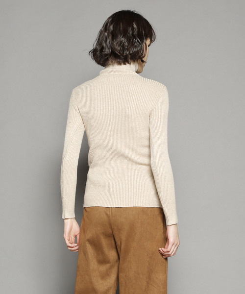 SY3（エスワイスリー）の「＜2018年春夏素材で再入荷！＞★インナーにもトップスにも使えるフィットするサイジング♪タートルネックジャスト丈カラーサマーニット（Tシャツ/カットソー・レディース・ホワイト/ベージュ/ライトブルー/キャメル/ライトグレー/ブラック/アイボリー/ワイン/ライトピンク・FREE）」の16枚目の写真