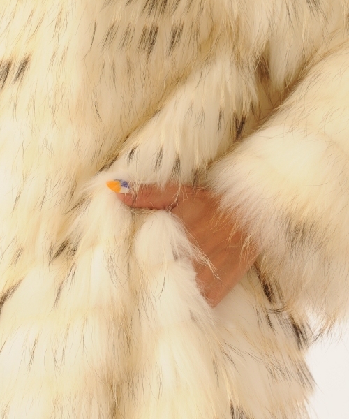 DURAS（デュラス）の「ラクーン段々コート（その他アウター・レディース・ホワイト/ブラック・FREE）」の7枚目の写真