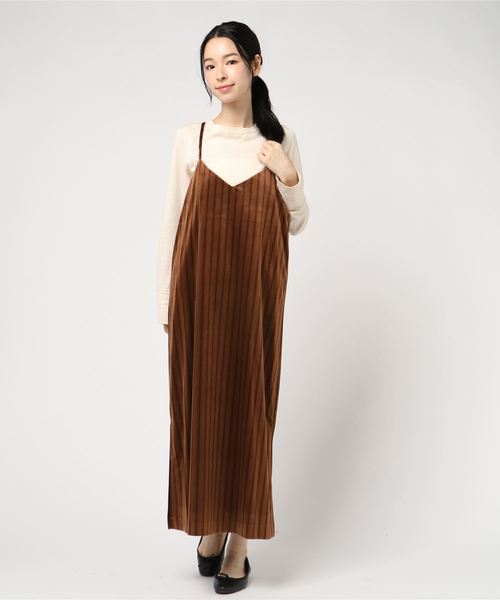 DouDou（ドゥドゥ）の「ベロアストライプOP（ワンピース・レディース・カーキ/キャメル・FREE）」の6枚目の写真