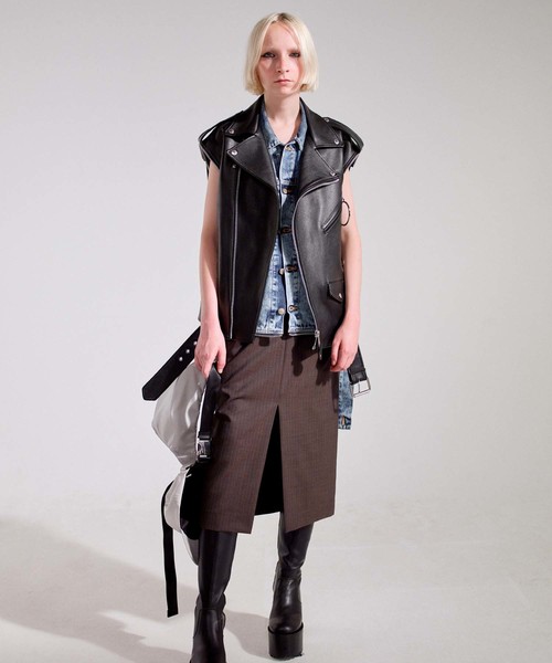 JOHN LAWRENCE SULLIVAN（ジョンローレンスサリバン）の「WOOL STRIPED TAILORED SKIRT（スカート・レディース・ブラウン・SMALL/MEDIUM）」の4枚目の写真