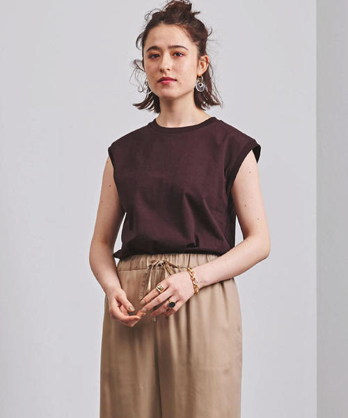 UNITED ARROWS(ユナイテッドアローズ)の「UWSC コットン ノースリーブ カットソー†◆(Tシャツ/カットソー・レディース・ホワイト/ダークブラウン/ネイビー・FREE)」の13枚目の写真