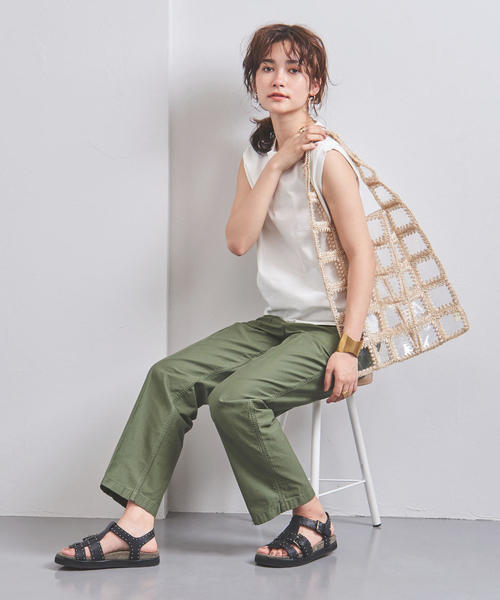 UNITED ARROWS(ユナイテッドアローズ)の「UWSC コットン ノースリーブ カットソー†◆(Tシャツ/カットソー・レディース・ホワイト/ダークブラウン/ネイビー・FREE)」の21枚目の写真