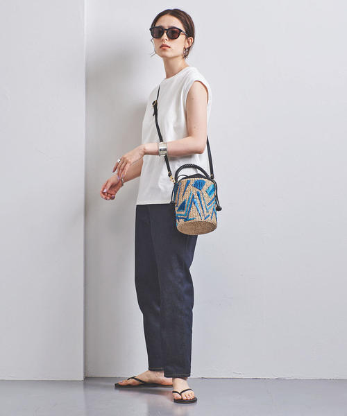 UNITED ARROWS(ユナイテッドアローズ)の「UWSC コットン ノースリーブ カットソー†◆(Tシャツ/カットソー・レディース・ホワイト/ダークブラウン/ネイビー・FREE)」の22枚目の写真