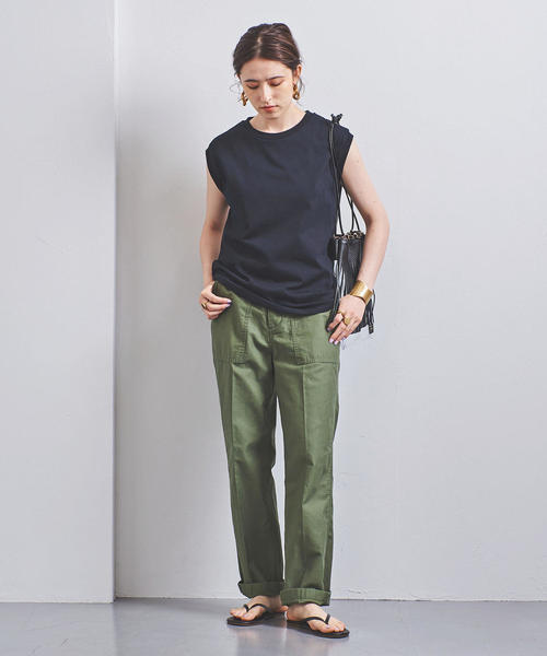 UNITED ARROWS(ユナイテッドアローズ)の「UWSC コットン ノースリーブ カットソー†◆(Tシャツ/カットソー・レディース・ホワイト/ダークブラウン/ネイビー・FREE)」の19枚目の写真