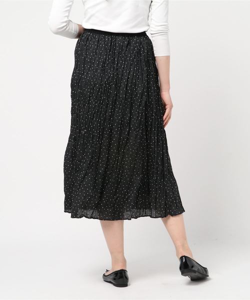 Samansa Mos2(サマンサ モスモス)の「クリンクルワッシャースカート(スカート・レディース・オフホワイト/ブラック/チャコールグレー・フリ-)」の4枚目の写真