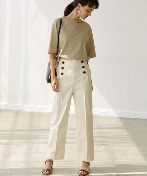 green label relaxing（グリーンレーベルリラクシング）の「＜MGHT＞SC デコルテ スリット ロング Tシャツ（Tシャツ/カットソー・レディース・ワインレッド/ダークグレー/ベージュ/オフホワイト・FREE）」の21枚目の写真