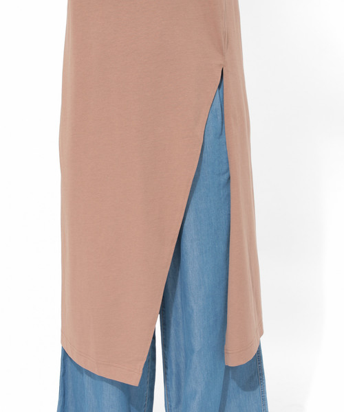 LAKOLE（ラコレ）の「【UVカット】アングルスリットスリーブレスワンピース / LAKOLE（ワンピース・レディース・ブラック/オフホワイト/カーキ/ライトブラウン・SMALL/MEDIUM）」の14枚目の写真