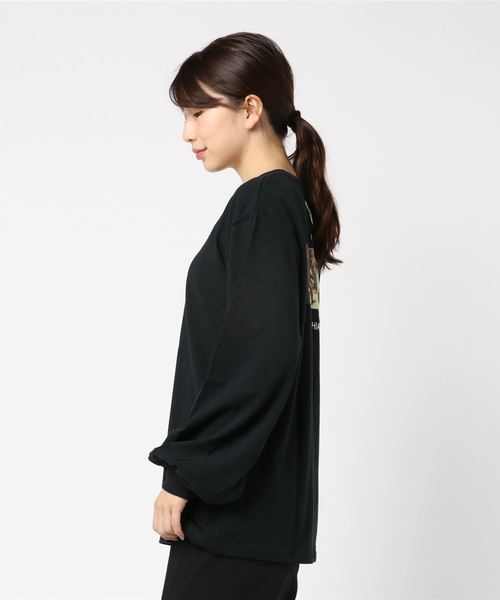 SpRay(スプレイ)の「BACK転写ボリュームスリーブロングTシャツ(Tシャツ/カットソー・レディース・ダークベージュ/オフホワイト/ピンク/チャコールグレー/ブラック・FREE)」の6枚目の写真