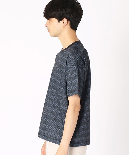 COMME CA ISM(コムサイズム)の「チェックプリント 布帛Tシャツ(Tシャツ/カットソー・メンズ・ネイビー/チャコール・MEDIUM/LARGE/X-LARGE)」の9枚目の写真
