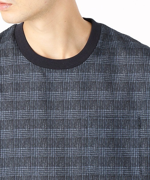 COMME CA ISM(コムサイズム)の「チェックプリント 布帛Tシャツ(Tシャツ/カットソー・メンズ・ネイビー/チャコール・MEDIUM/LARGE/X-LARGE)」の7枚目の写真