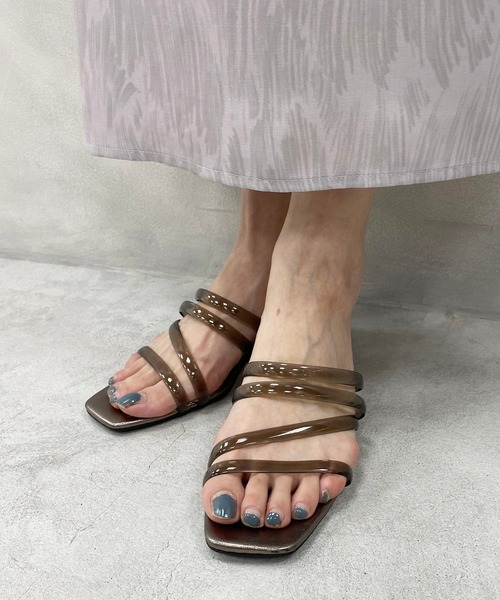 natural couture（ナチュラルクチュール）の「チューブヒモサンダル（サンダル・レディース・クリアブラック/ベージュ系その他/グリーン系その他/グリーン系その他2/ホワイト系その他・M/L）」の7枚目の写真