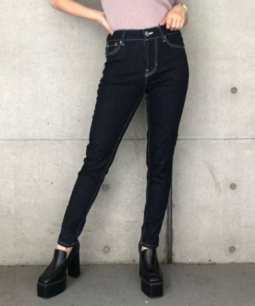 ENVYM(アンビー)の「JUST WAIST SKINNY PT(デニムパンツ・レディース・サックスブルー/ブルー/インディゴブルー/ブラック・SMALL/MEDIUM/X-SMALL)」の3枚目の写真