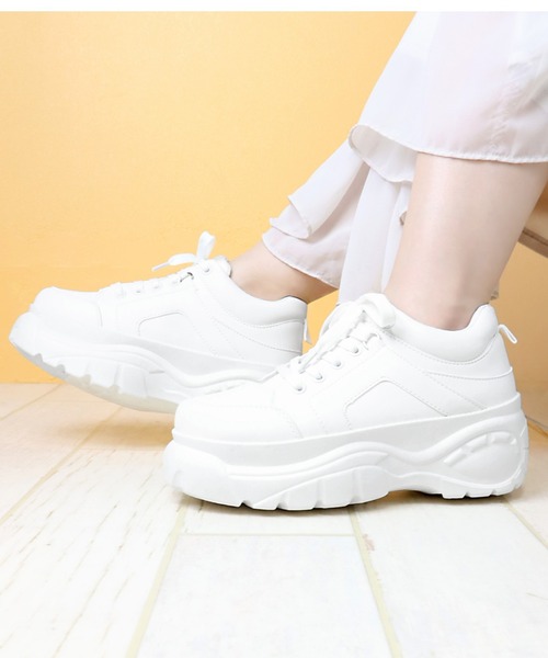 LOVEHUNTER（ラブハンター）の「Love Hunter / 厚底ボリュームソール ダッドスニーカー(1530)（スニーカー・レディース・ホワイト/ブラック/ブラック×ブラック/ベージュ・LL/M/L/S/40/41/42/44/43/SS）」の2枚目の写真