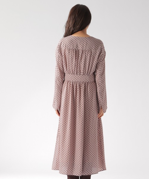 BAYFLOW（ベイフロー）の「ヴィンテージライクワンピース（ワンピース・レディース・ベージュ/ピンク・SMALL/MEDIUM）」の7枚目の写真