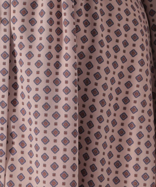 BAYFLOW（ベイフロー）の「ヴィンテージライクワンピース（ワンピース・レディース・ベージュ/ピンク・SMALL/MEDIUM）」の14枚目の写真