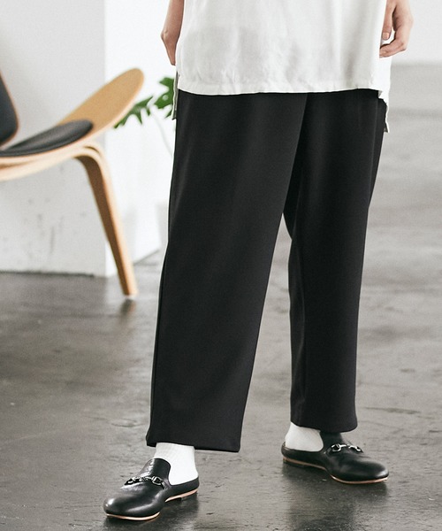 EMMA CLOTHES（エマクローズ）の「梨地ルーズリラックス テパードワイドパンツ EMMA CLOTHES（その他パンツ・メンズ・ブラック/ダークブラウン/グレー系その他/ブラウン系その他/ベージュ系その他/グリーン系その他/グレイッシュベージュ/ダークネイビー/ライラック・M/L/S）」の14枚目の写真