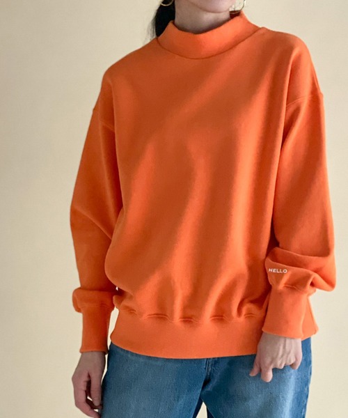 ottilie（オティーリエ）の「モックネック袖口ロゴプルオーバー（スウェット・レディース・アイボリー/オレンジ/ベージュ・FREE）」の3枚目の写真