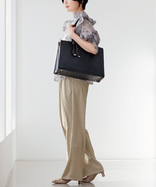 Jewelna Rose(ジュエルナローズ)の「ターミー トートバッグ A4サイズ 10758(トートバッグ・レディース・ホワイト/ブラック/グレイッシュベージュ/グレー/ピンク/ライトホワイト/バーガンディー/グレー系/クリーム/チャコールグレー・FREE)」の16枚目の写真