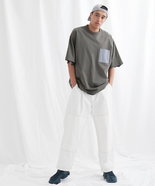 EMMA CLOTHES(エマクローズ)の「配色ポケットハーフスリーブオーバーサイズカットソー【EMMA CLOTHES/エマクローズ】(Tシャツ/カットソー・メンズ・ホワイト/ブルー系その他/チャコール・M/L)」の7枚目の写真