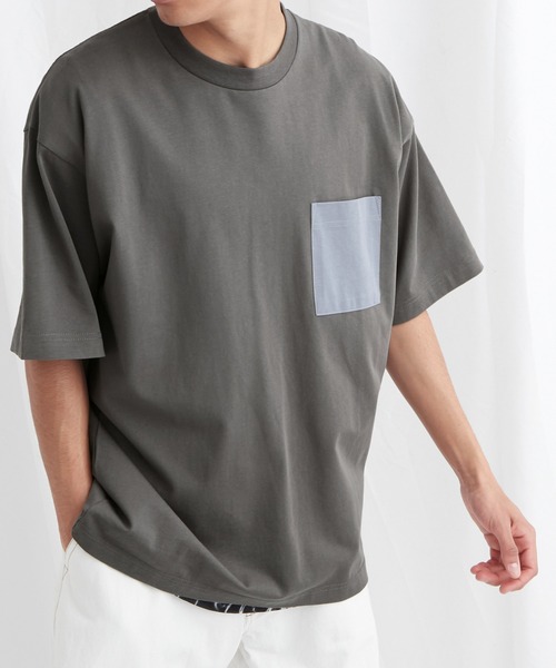 EMMA CLOTHES(エマクローズ)の「配色ポケットハーフスリーブオーバーサイズカットソー【EMMA CLOTHES/エマクローズ】(Tシャツ/カットソー・メンズ・ホワイト/ブルー系その他/チャコール・M/L)」の5枚目の写真