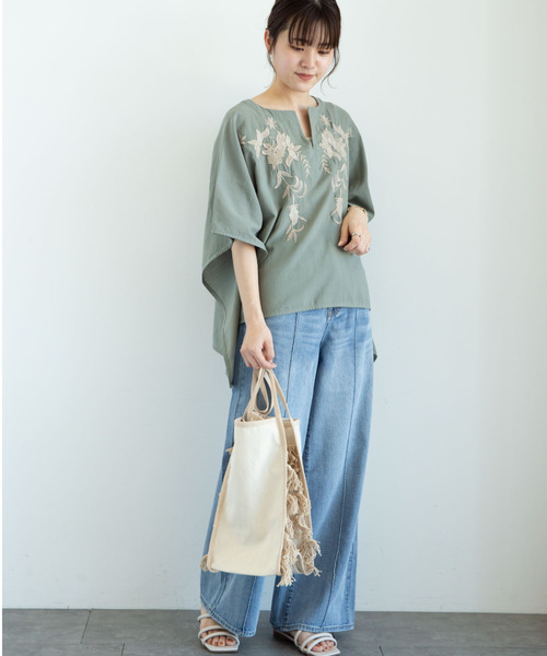 Green　Parks（グリーンパークス）の「・furry rate 刺繍スクエアブラウス＊（シャツ/ブラウス・レディース・オフホワイト/カーキ/ブラック/イエロー・FREE）」の17枚目の写真