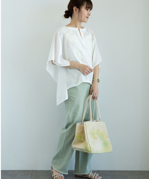 Green　Parks（グリーンパークス）の「・furry rate 刺繍スクエアブラウス＊（シャツ/ブラウス・レディース・オフホワイト/カーキ/ブラック/イエロー・FREE）」の11枚目の写真