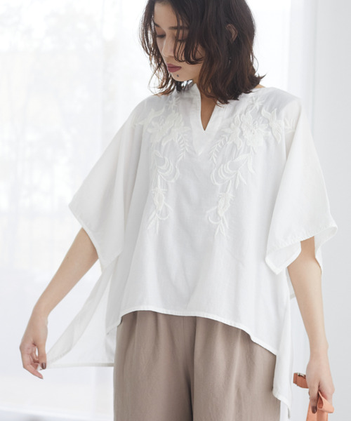 Green　Parks（グリーンパークス）の「・furry rate 刺繍スクエアブラウス＊（シャツ/ブラウス・レディース・オフホワイト/カーキ/ブラック/イエロー・FREE）」の18枚目の写真