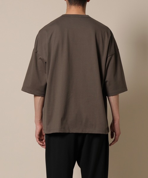 ADAM ET ROPE'（アダムエロペ）の「【NORITAKE】ドロップショルダー ビッグルーズT（Tシャツ/カットソー・メンズ・ブラック/ブラウン系その他/ホワイト/チャコールグレー・L/M）」の10枚目の写真