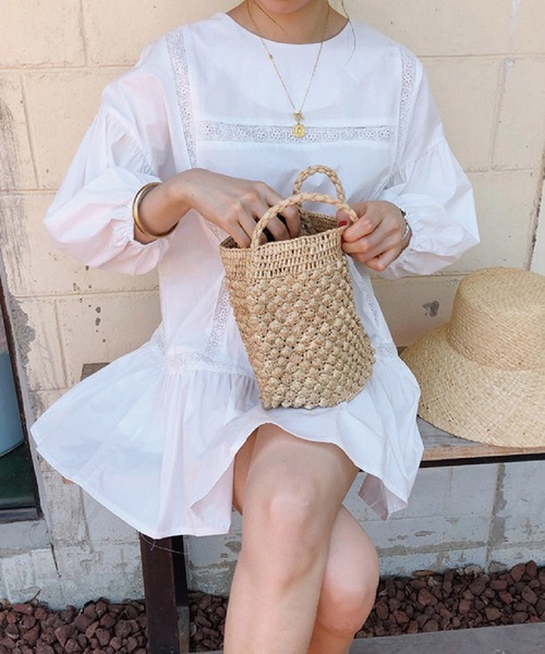 meJane(ミージェーン)の「フロントレースチュニックミニワンピース【ZOZOTOWN限定】(ワンピース・レディース・ホワイト・FREE)」の1枚目の写真