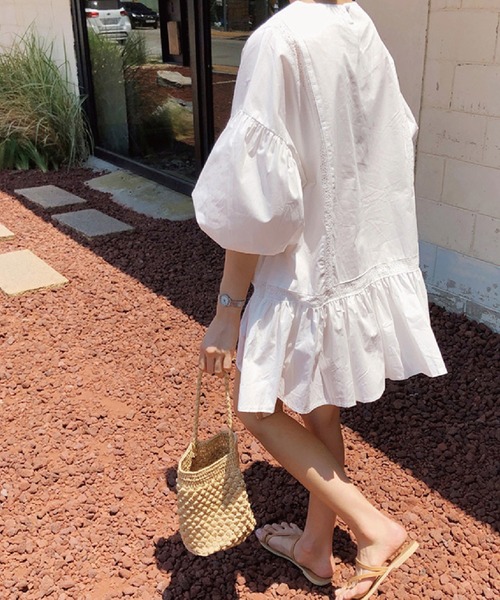 meJane(ミージェーン)の「フロントレースチュニックミニワンピース【ZOZOTOWN限定】(ワンピース・レディース・ホワイト・FREE)」の6枚目の写真