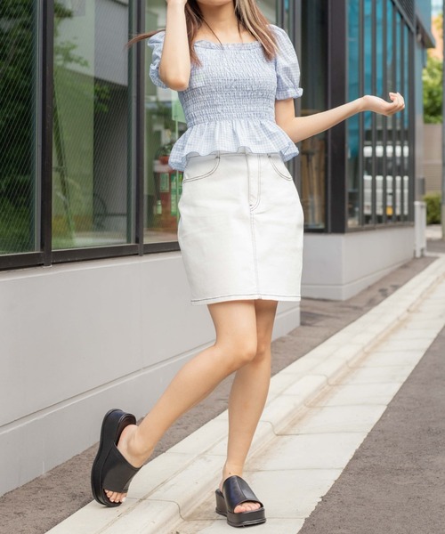 WEGO（ウィゴー）の「WEGO/2WAYシャーリングブラウス（シャツ/ブラウス・レディース・ホワイト/その他2/ブラック/アニマル/マルチ/その他1/その他3/グリーン系その他/その他5/その他4/ブルー系その他2/ベージュ系その他2・FREE）」の19枚目の写真