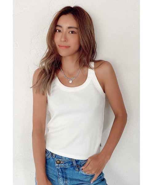 ALEXIA STAM（アリシアスタン）の「【ViVi 9月号掲載】Round Neck Rib Tank Top/ラウンドネックリブタンクトップ（Tシャツ/カットソー・レディース・オレンジ/ホワイト/キャメル/チャコールグレー/カーキ/グレー/グレイッシュベージュ・FREE）」の2枚目の写真