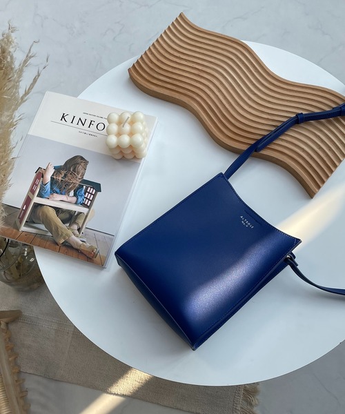 AS KNOW AS plus（アズノゥアズプラス）の「◎シンシア スクエアショルダーバッグ（ショルダーバッグ・レディース・ブラック/パープル/グレー/オレンジ/ブルー/ブラック系その他/ブラウン系その他・FREE）」の6枚目の写真