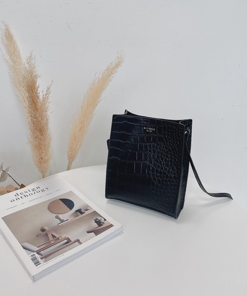 AS KNOW AS plus（アズノゥアズプラス）の「◎シンシア スクエアショルダーバッグ（ショルダーバッグ・レディース・ブラック/パープル/グレー/オレンジ/ブルー/ブラック系その他/ブラウン系その他・FREE）」の21枚目の写真