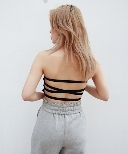 FIG&VIPER（フィグアンドバイパー）の「バッククロスブラTOP（キャミソール・レディース・ホワイト/ブラック・FREE）」の7枚目の写真