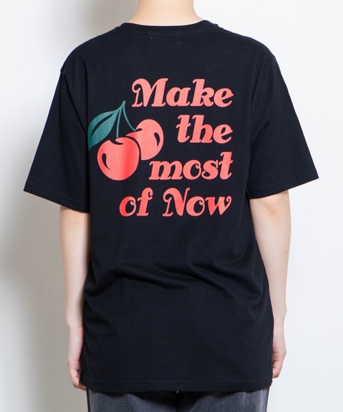 WEGO（ウィゴー）の「WEGO/チェリーバックプリントTシャツ（Tシャツ/カットソー・レディース・ホワイト/ブラック・SMALL/MEDIUM/LARGE）」の12枚目の写真