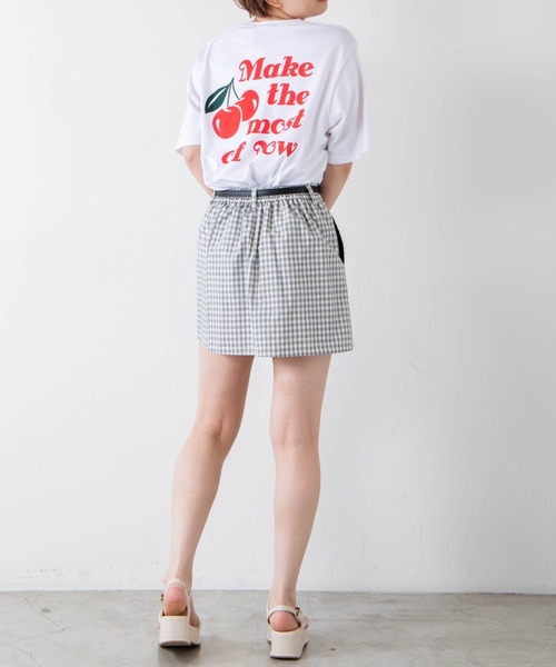 WEGO（ウィゴー）の「WEGO/チェリーバックプリントTシャツ（Tシャツ/カットソー・レディース・ホワイト/ブラック・SMALL/MEDIUM/LARGE）」の3枚目の写真