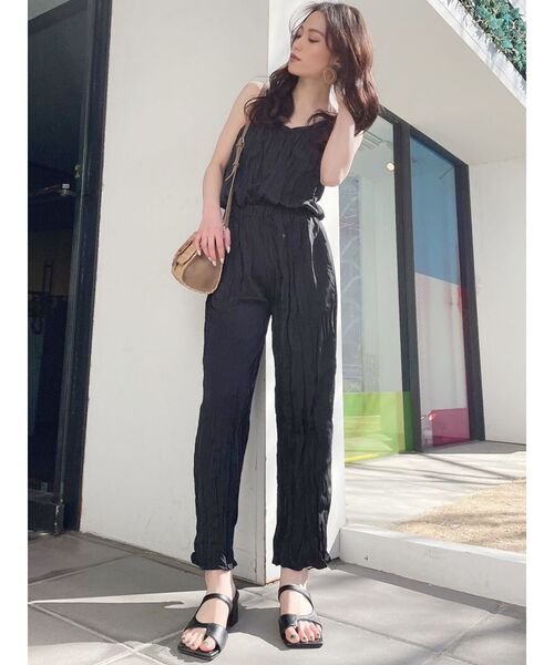 GYDA（ジェイダ）の「BACKレースアップワッシャープリーツロンパース（つなぎ/オールインワン・レディース・ブラック/ベージュ/アイボリー・FREE）」の6枚目の写真