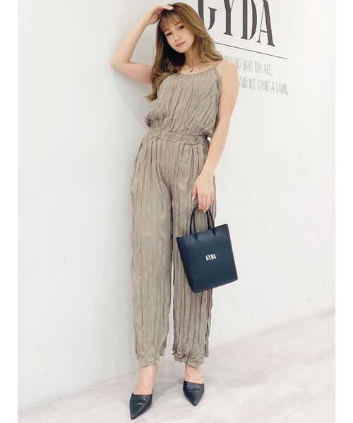 GYDA（ジェイダ）の「BACKレースアップワッシャープリーツロンパース（つなぎ/オールインワン・レディース・ブラック/ベージュ/アイボリー・FREE）」の8枚目の写真