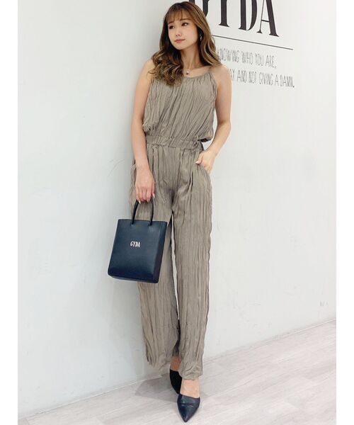 GYDA（ジェイダ）の「BACKレースアップワッシャープリーツロンパース（つなぎ/オールインワン・レディース・ブラック/ベージュ/アイボリー・FREE）」の12枚目の写真