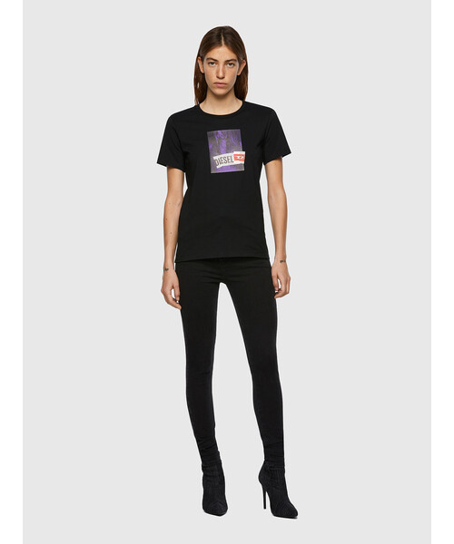 DIESEL(ディーゼル)の「レディース Tシャツ トップス カットソ- スリムフィット(Tシャツ/カットソー・レディース・ブラック/ホワイト・X-SMALL/LARGE/SMALL/MEDIUM)」の8枚目の写真