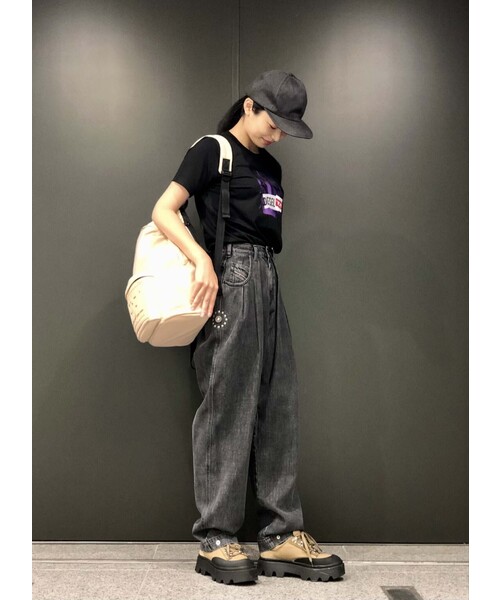 DIESEL(ディーゼル)の「レディース Tシャツ トップス カットソ- スリムフィット(Tシャツ/カットソー・レディース・ブラック/ホワイト・X-SMALL/LARGE/SMALL/MEDIUM)」の12枚目の写真