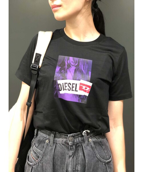 DIESEL(ディーゼル)の「レディース Tシャツ トップス カットソ- スリムフィット(Tシャツ/カットソー・レディース・ブラック/ホワイト・X-SMALL/LARGE/SMALL/MEDIUM)」の13枚目の写真