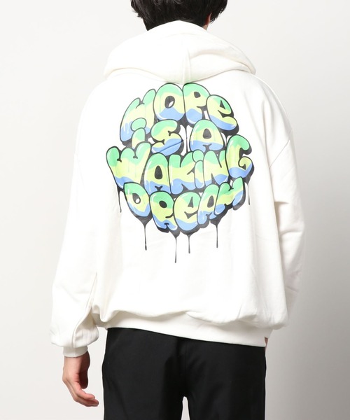 WEGO（ウィゴー）の「WEGO/ヘビーウエイト グラフィティロゴビッグシルエットプルパーカー（パーカー・メンズ・ブラック/ダークグリーン/オレンジ/オートミール/ホワイト/グリーン/スミクロ/その他1・MEDIUM/LARGE/X-LARGE）」の16枚目の写真