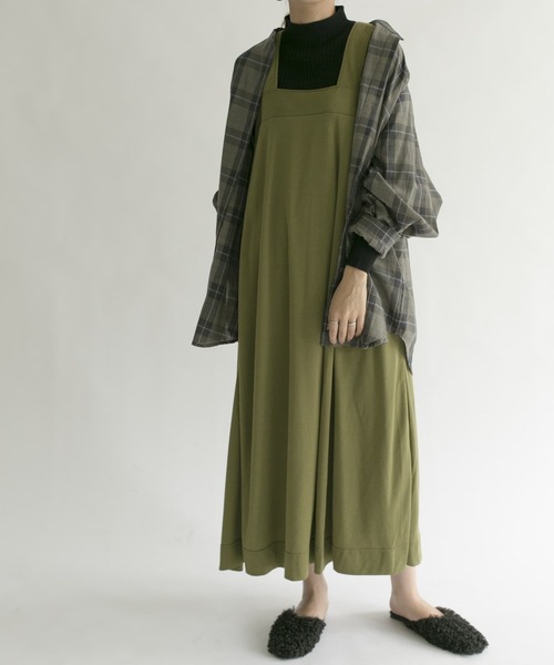 KBF（ケイビーエフ）の「ロングカットワンピース（ワンピース・レディース・ブラック/アイボリー/カーキ・ONE）」の3枚目の写真