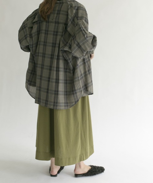 KBF（ケイビーエフ）の「ロングカットワンピース（ワンピース・レディース・ブラック/アイボリー/カーキ・ONE）」の5枚目の写真