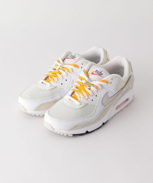 green label relaxing（グリーンレーベルリラクシング）の「＜NIKE(ナイキ)＞ AIRMAX エアマックス 90 SE スニーカー（スニーカー・レディース・イエロー・25cm/22.5cm/24cm/23cm/24.5cm/23.5cm）」の2枚目の写真