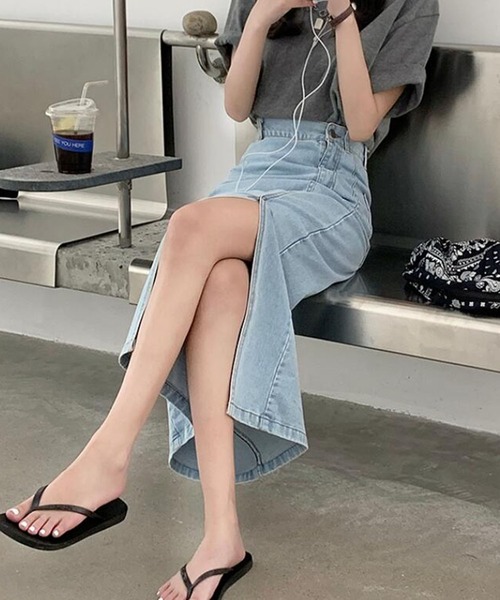 Bifrost（ビフレスト）の「デニムスリットマキシスカート（スカート・レディース・ライトブルー/ダークブルー・M/L）」の5枚目の写真