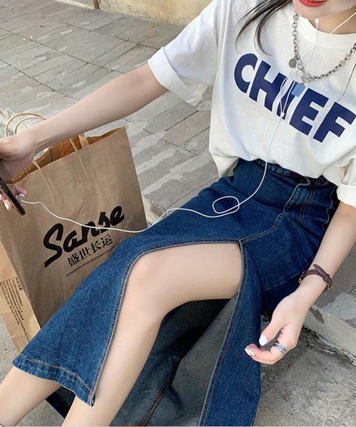 Bifrost（ビフレスト）の「デニムスリットマキシスカート（スカート・レディース・ライトブルー/ダークブルー・M/L）」の4枚目の写真